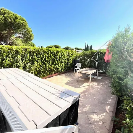 Les Jardins Du Port - Superbe T2 En Rez De Jardin Dans Avec Piscine Mae-2363 아파트 *