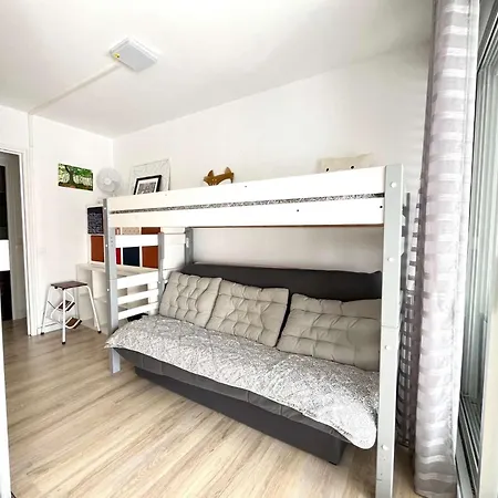 Apartmán Les Jardins Du Port - Superbe T2 En Rez De Jardin Dans Avec Piscine Mae-2363 *
